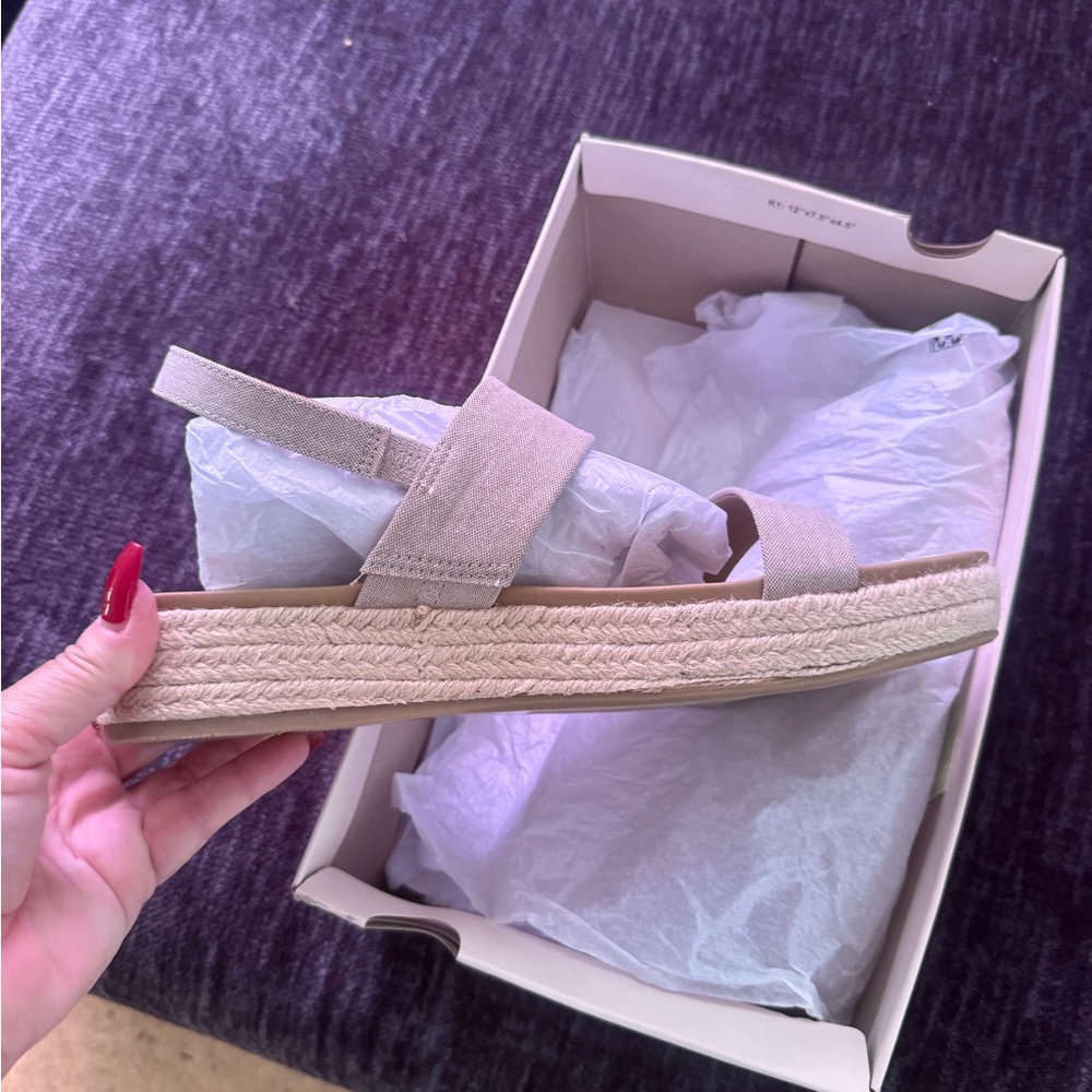 LC Lauren Conrad Tan Espadrille Sandals